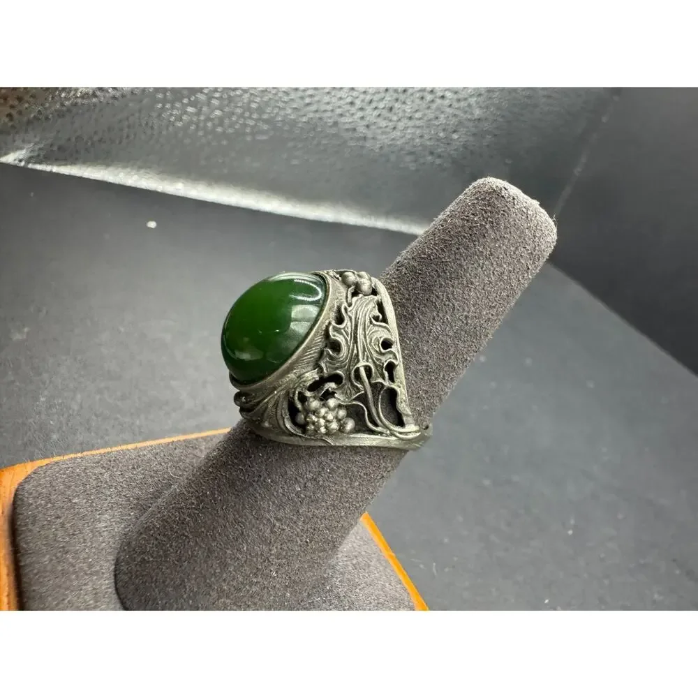 Vintage 925 Sterling Silver Green Jade Ornate Cocktail Ring Size 6.75
